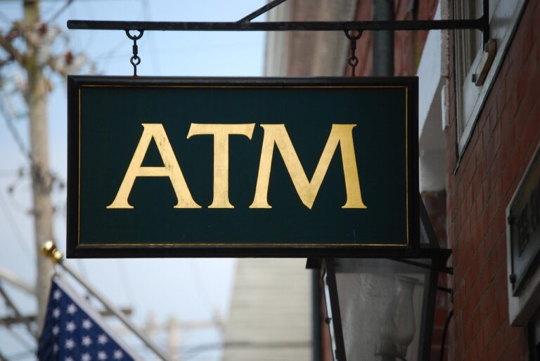 atm-5965153_1280